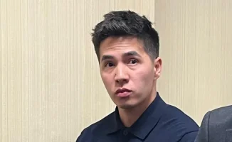 Астанинский суд вернул блогерам роскошные автомобили