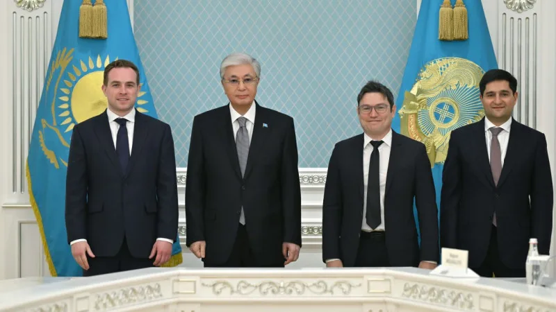 Токаев обсудил развитие ИИ-инфраструктуры с международными экспертами Астане