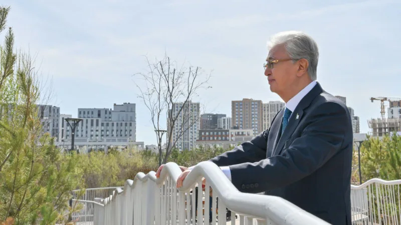 Токаев присоединился к республиканской экологической акции "Таза Қазақстан" Астане