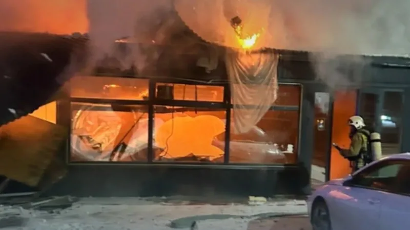 Нарушения пожарной безопасности в кафе 'Центр плова' приводят к новым задержаниям: прокуратура продолжает расследование Астане