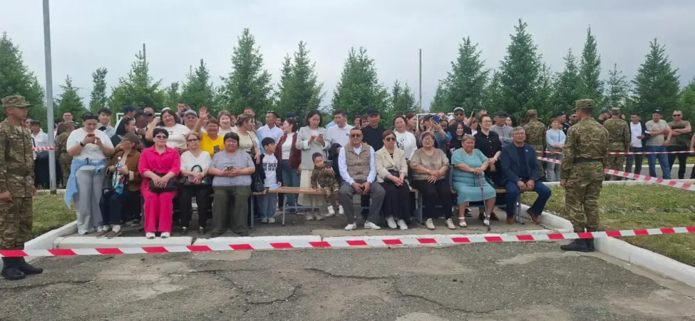 В ВКО солдаты-новобранцы приняли присягу (4)