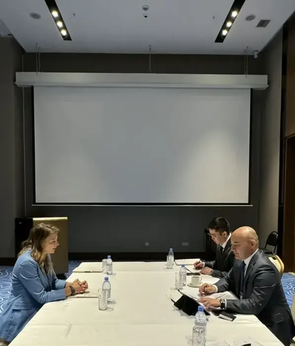 Замглавы МИД РК принял участие в Investors Annual Meeting 2026 (3)