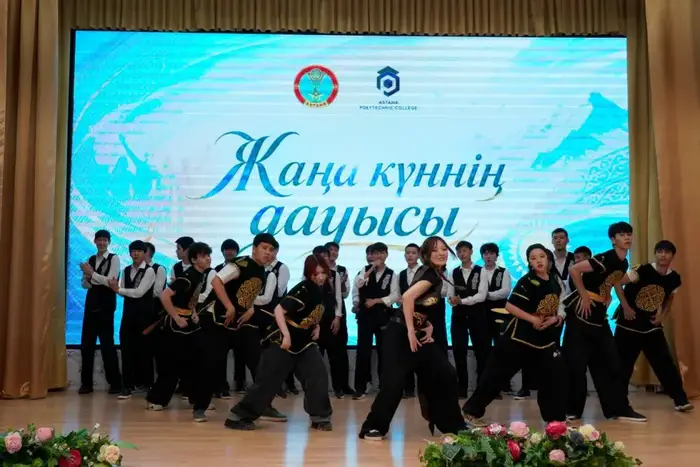 «Голос нового дня»: в Астане прошел музыкальный конкурс студенческого клуба «Жас сарбаз» (10)