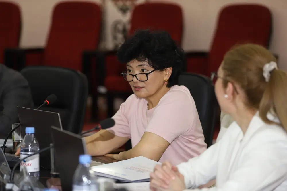 В Туркестане обсудили развитие конституционного правосудия и института Amicus Curiae (3)