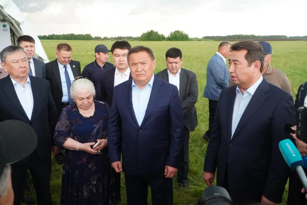 Министр сельского хозяйства Айдарбек Сапаров обсудил с аграриями Акмолинской области перспективы посевной кампании и развитие местного производства. Астане
