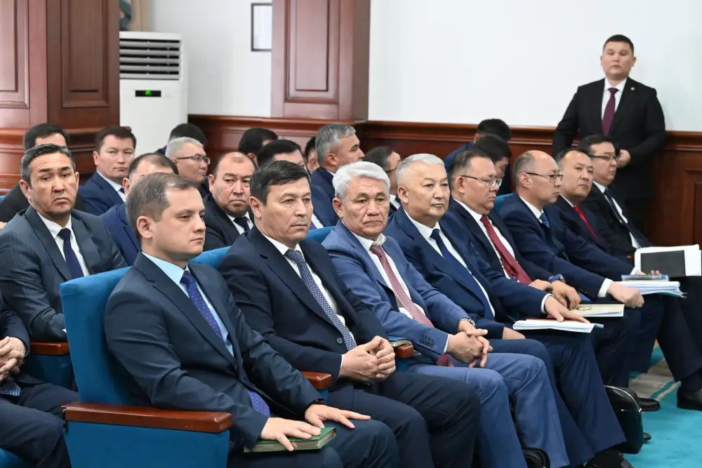 Обсужден ход весенне-полевых работ (3)