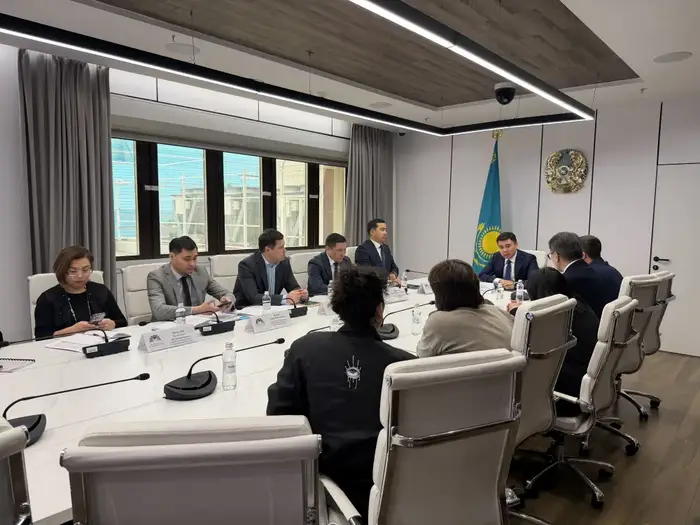 Куандык Кажкенов провел прием граждан (2)