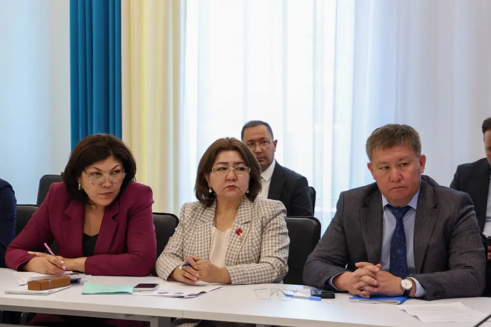 В Академии правосудия при Высшем Судебном Совете завершились очередные курсы повышения квалификации для судей специализированных межрайонных административных судов (4)