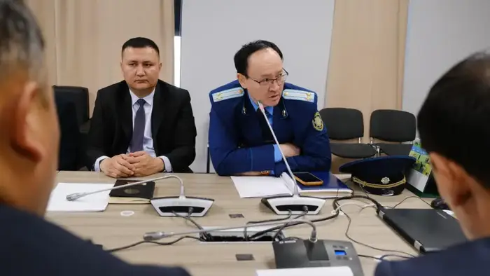 В ТУРКЕСТАНСКОЙ ОБЛАСТИ УСИЛЕН КОНТРОЛЬ ЗА ДЕЯТЕЛЬНОСТЬЮ НЕДРОПОЛЬЗОВАТЕЛЕЙ (2)