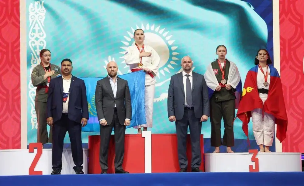 Мадина Жумабаева из Павлодара стала чемпионкой Кубка мира по рукопашному бою в разделе 'Самооборона' Астане