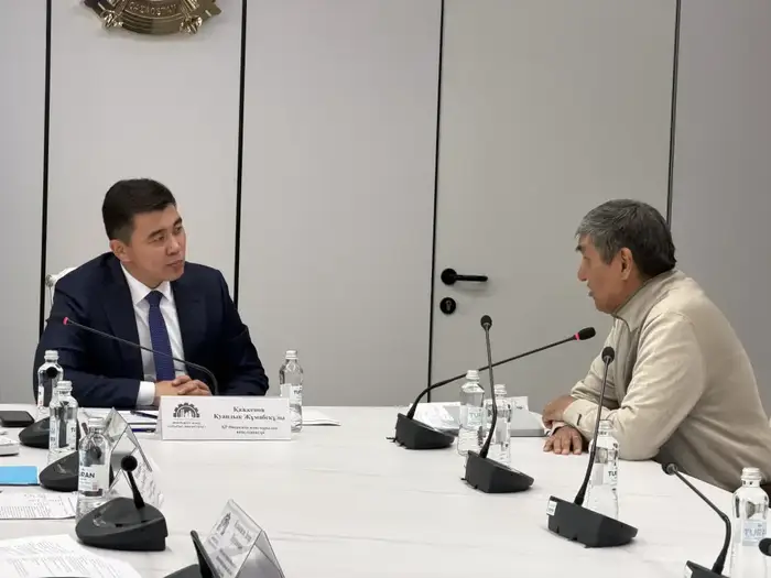 Куандык Кажкенов провел прием граждан (4)