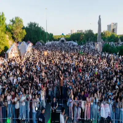 В первый день международного фестиваля ремесел «ШеберFEST-2026» собралось около 8 тысяч человек (10)