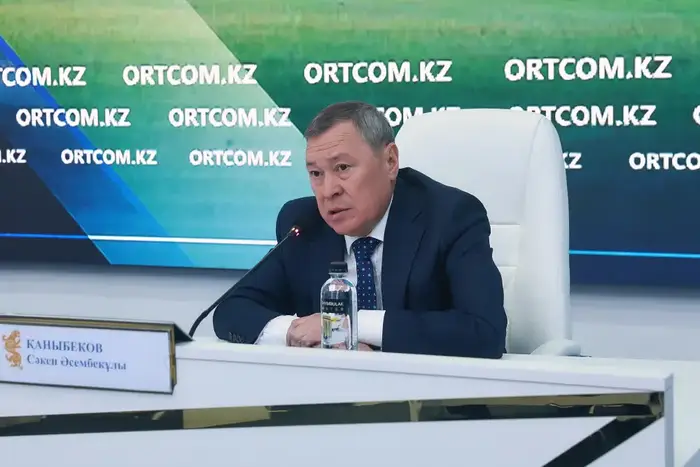 О проведении защитных мероприятий против саранчовых вредителей (3)