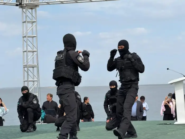 В Акмолинской области отметили 7 мая (8)