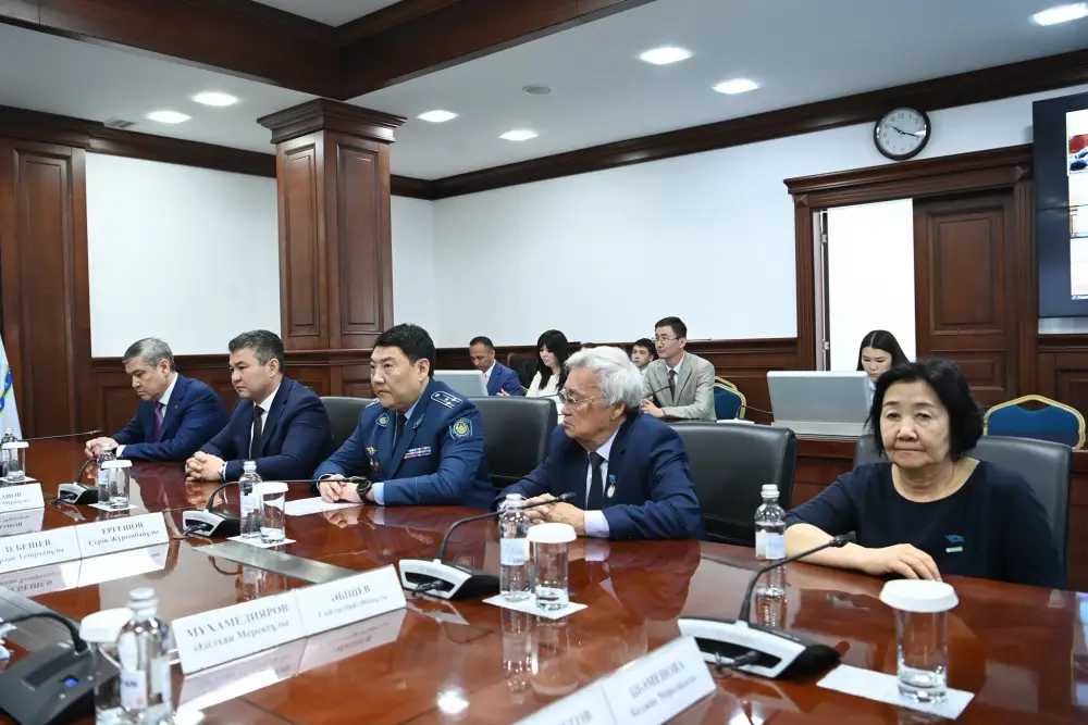 Награждены ряд граждан (2)