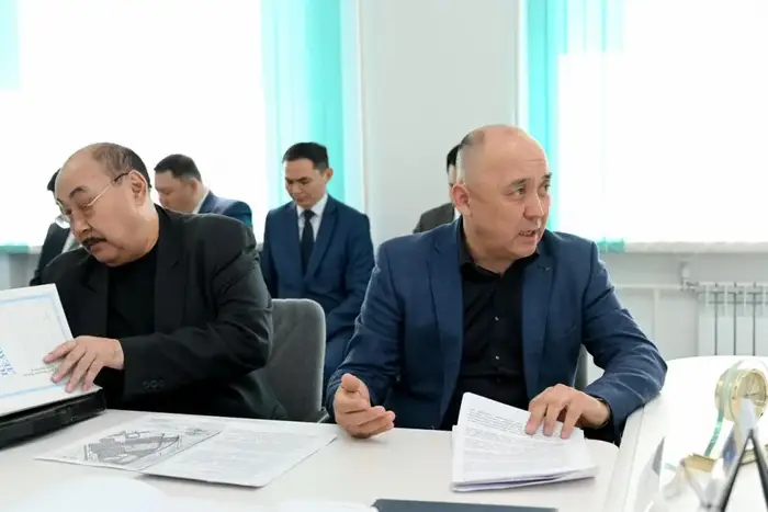 Аким области провел личный прием граждан (6)