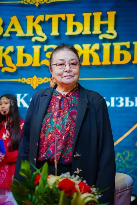 Легенда казахского кино Меруерт Утекешева провела творческий вечер в Байганинском районе (5)