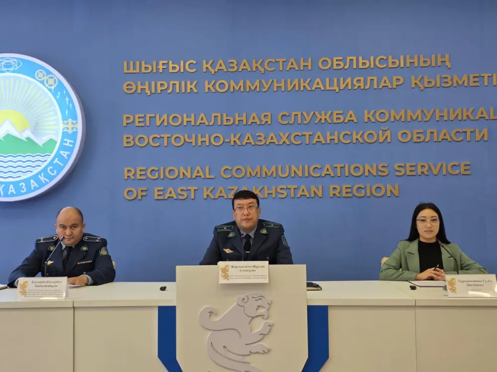 С мусорной завесой: В ВКО начали борьбу с захламленными квартирами Астане