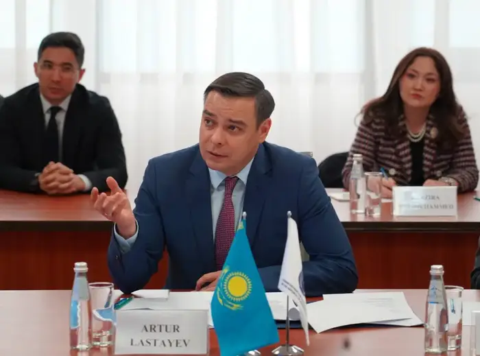 Обсуждение механизмов правовой защиты прав человека в Казахстане: встреча Омбудсмена с Специальным докладчиком ООН Астане