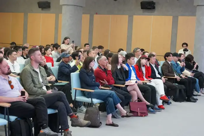От идеи до старта: мастер-класс Ури Левина в Almaty Hub для стартаперов Астане