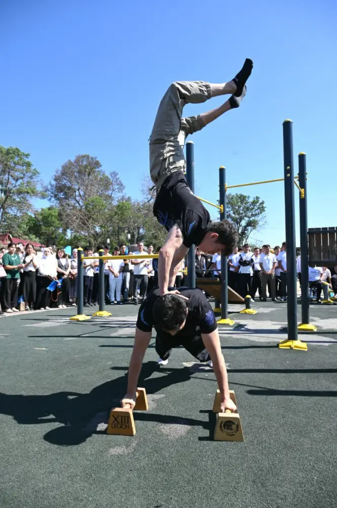ТУРКЕСТАН: ОБЛАСТНОЙ МОЛОДЕЖНЫЙ ПРОЕКТ “TUR WORKOUT - ДИСЦИПЛИНИРУЙСЯ” СТАРТОВАЛ В ЖЕТЫСАЕ (3)