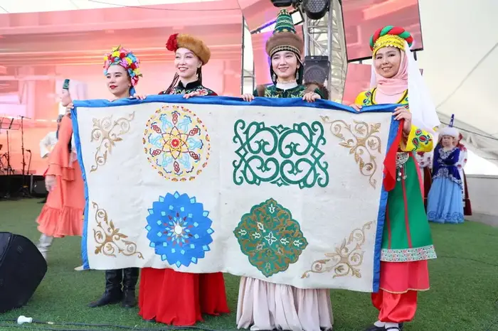 В Карагандинской области отмечают День единства народа Казахстана (7)
