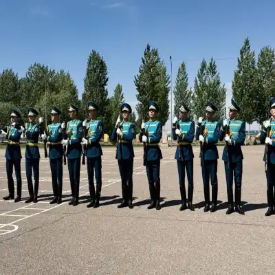 В Астане прошел военно-патриотический сбор молодежи «Айбын-2026» (4)
