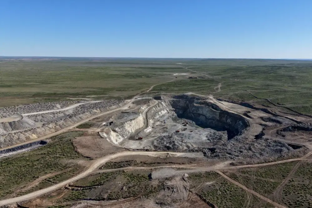 Аким области ознакомился с работой месторождения «Сарыбулак» (6)