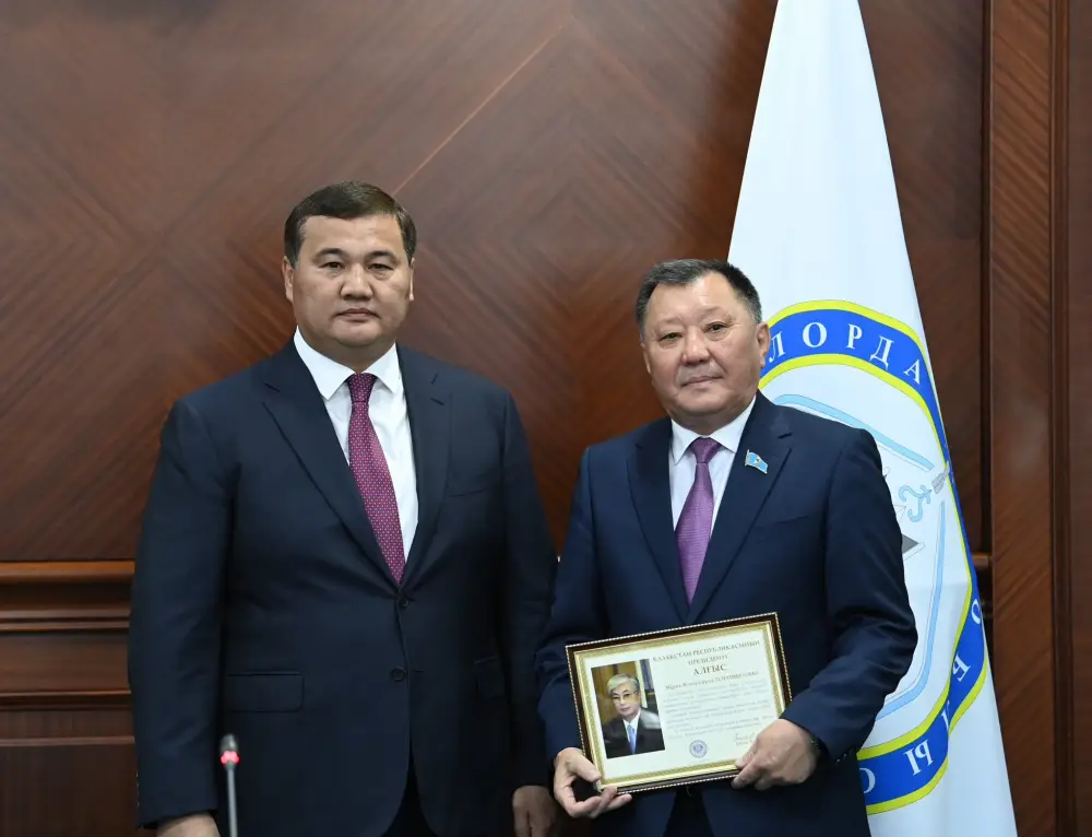 Награждены ряд граждан (3)
