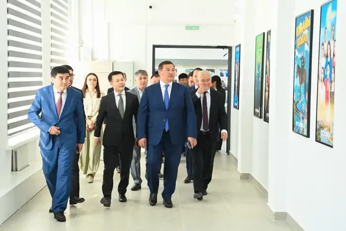 Глава региона ознакомился с работой телеканала «Qyzylorda» (5)