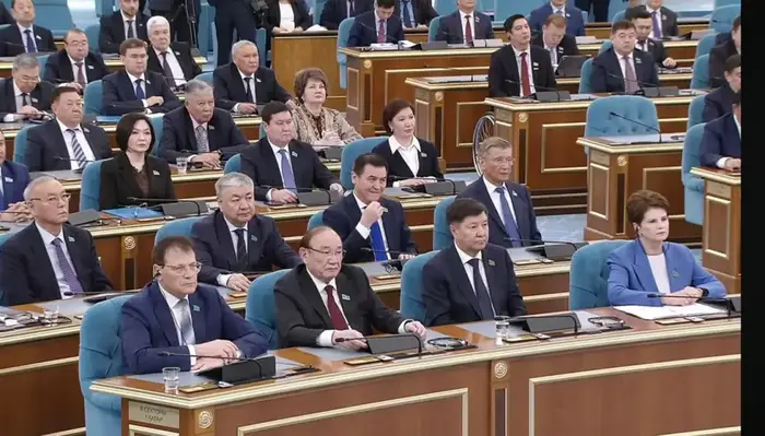 Казахстан инициирует реформу президентской власти через новый конституционный закон Астане