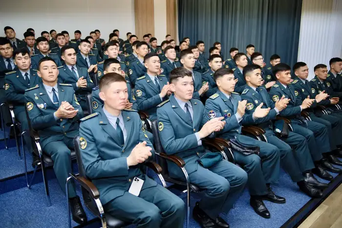 Курсанты-математики Казахстана показали второй результат на олимпиаде вузов стран Содружества (4)