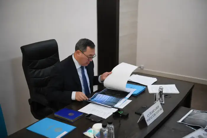 Марат Султангазиев провел личный прием граждан Астане