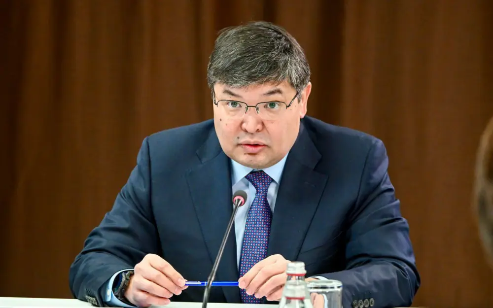 Олжас Бектенов инициировал совещание по реформированию системы здравоохранения Астане