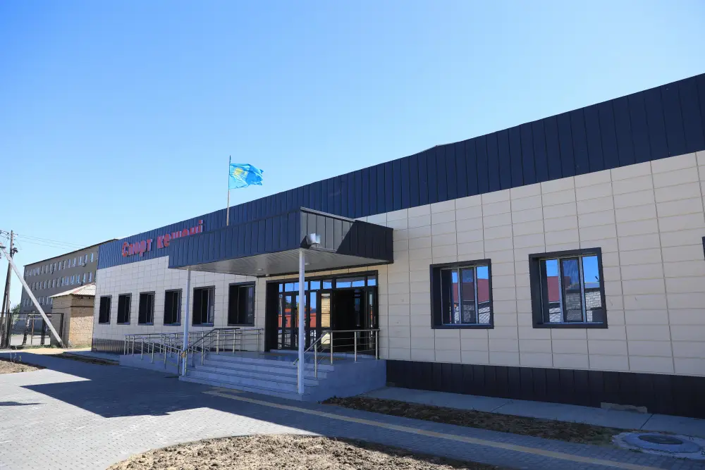 В новой спортивной школе Шалкара спортом занимаются более 800 детей (6)