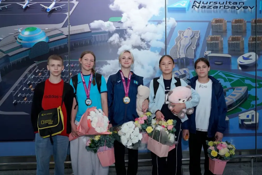 Столичные спортсмены завоевали «золото» и «серебро» на чемпионате Азии по прыжкам на батуте (3)