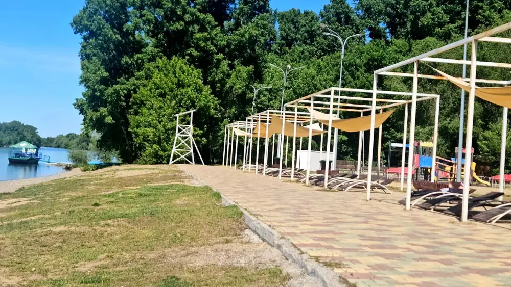 В ВКО на период купального сезона определено 23 участка для массового отдыха (6)