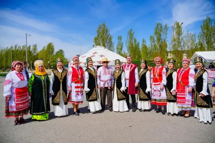 Фестиваль национальной культуры и кухни провели в День единства в Астане (4)