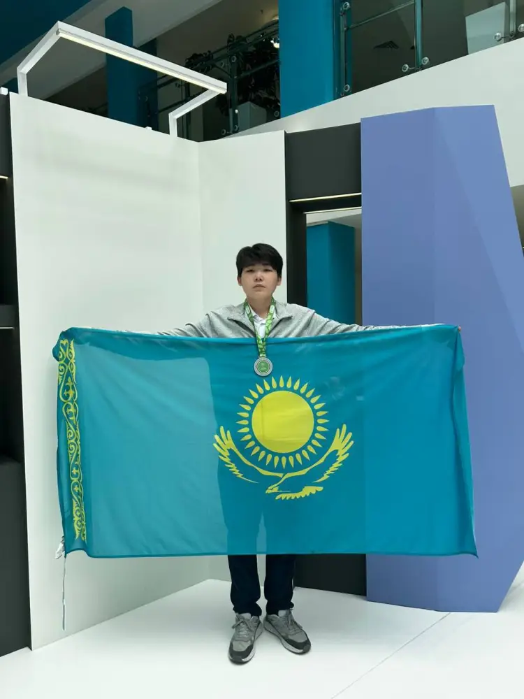 Казахстанские школьники завоевали шесть медалей на международной биологической олимпиаде OIBO-2026 (10)
