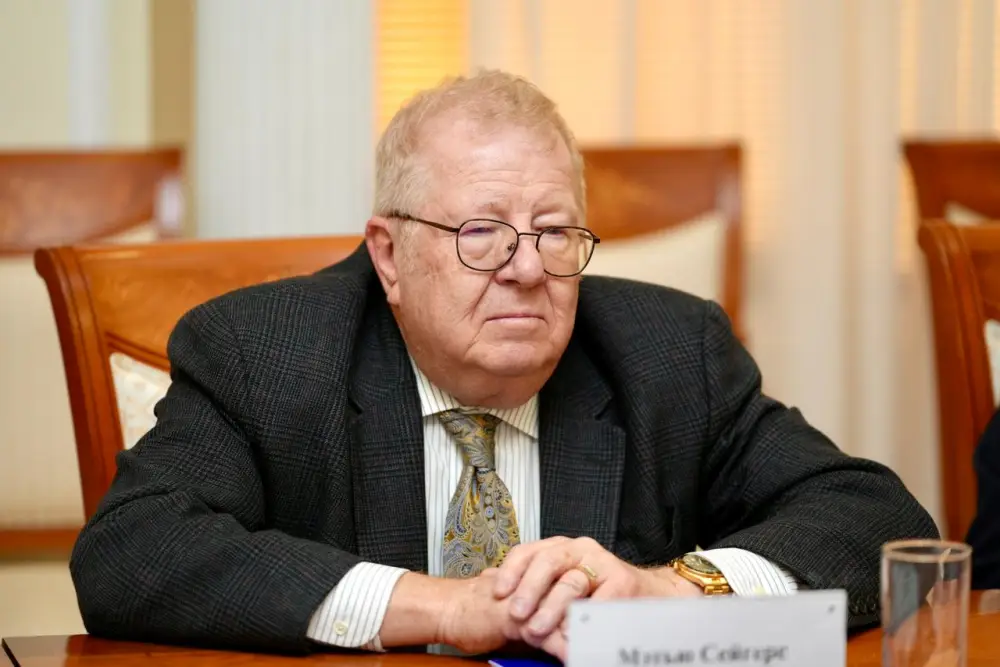 Глава Минэнерго РК провел переговоры с руководством аналитического агентства S&P Global (4)