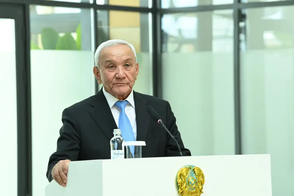 Глава региона встретился с представителями интеллигенции (3)