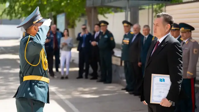 Аким ВКО Нурымбет Сактаганов поздравил военнослужащих с Днем защитника Отечества и провел церемонию награждения Астане