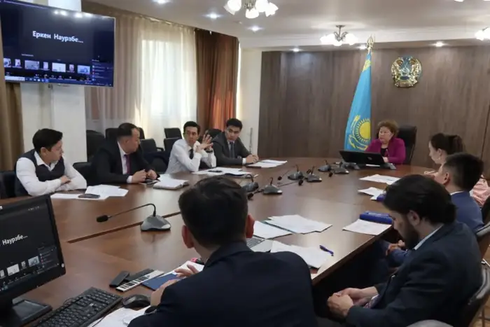 Предприниматели Казахстана обсуждают защиту пищевой промышленности на заседании Общественной приемной в Министерстве торговли Астане