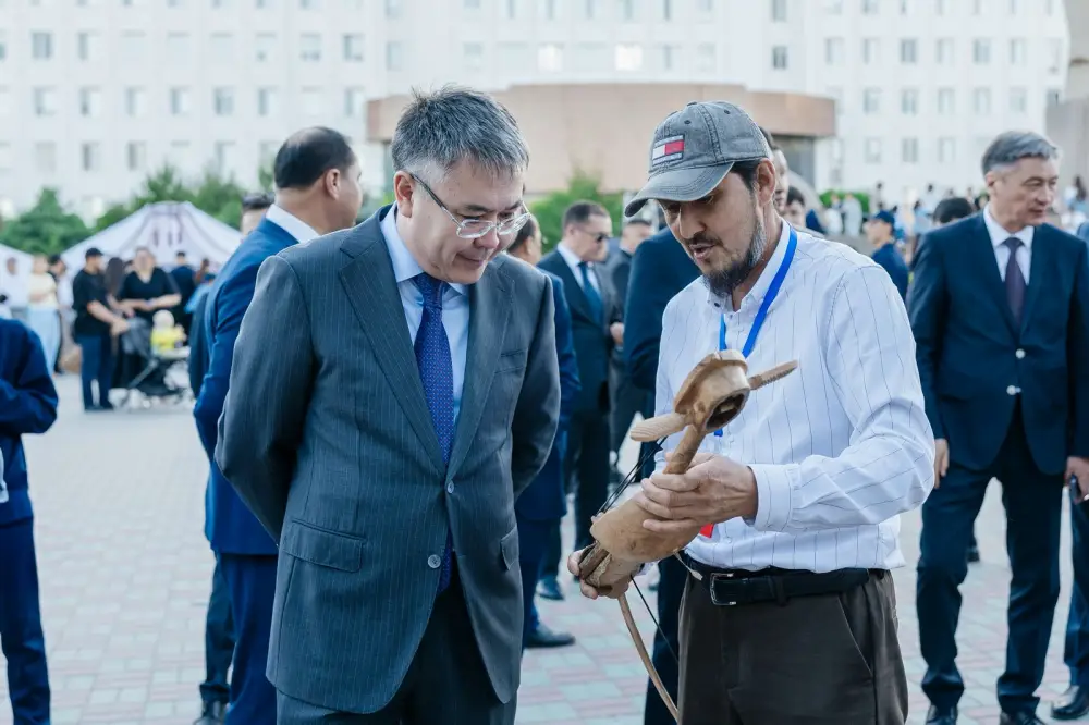 В первый день международного фестиваля ремесел «ШеберFEST-2026» собралось около 8 тысяч человек (8)