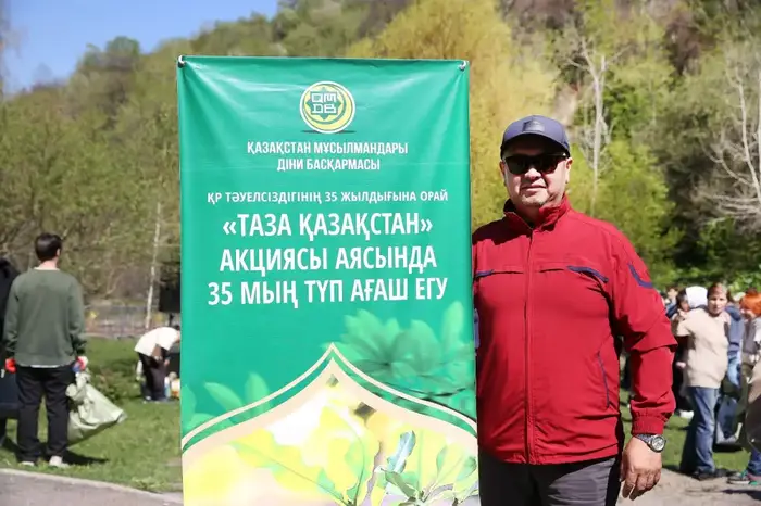 Более 700 человек объединились в Бутаковском ущелье (5)