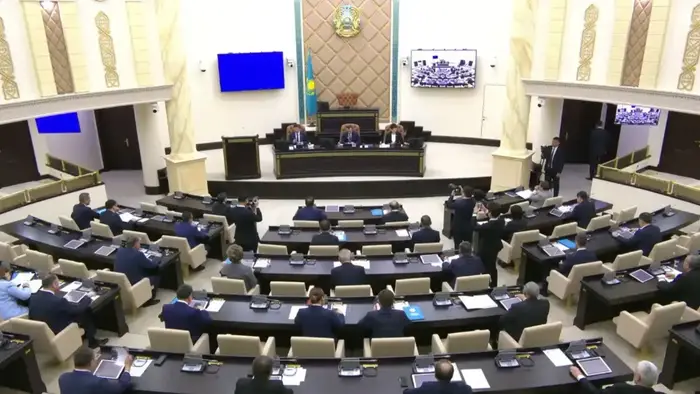 Обновление правил государственной службы в Казахстане: новые возможности для молодых специалистов Астане