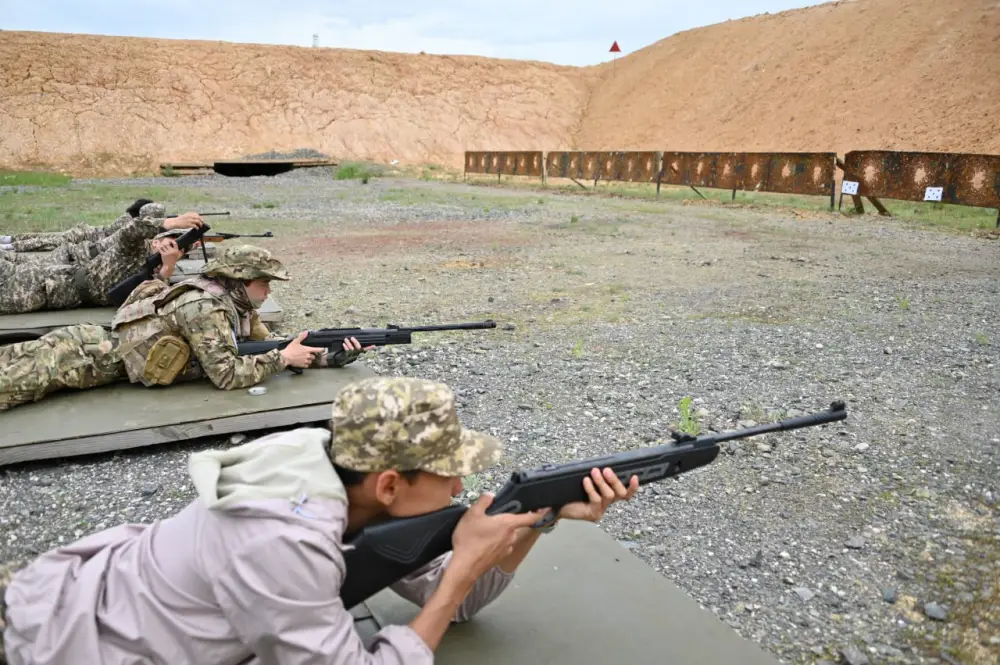 Астана определила участников военно-патриотического сбора молодежи «Айбын-2026» (5)