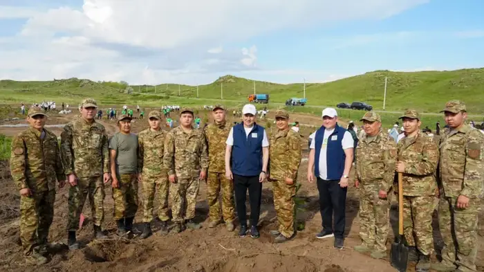 Карта ВКО с контуром свыше 7 тысяч саженцев появилась в турзоне «Чечек» в Усть-Каменогорске (3)