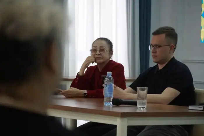 Пенсионеры Астаны получили знания для защиты от интернет-мошенников, что может снизить финансовые потери Астане