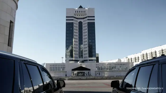 Грядущая отставка правительства Казахстана и скандальное фото у Байтерека: главные события 8 мая Астане